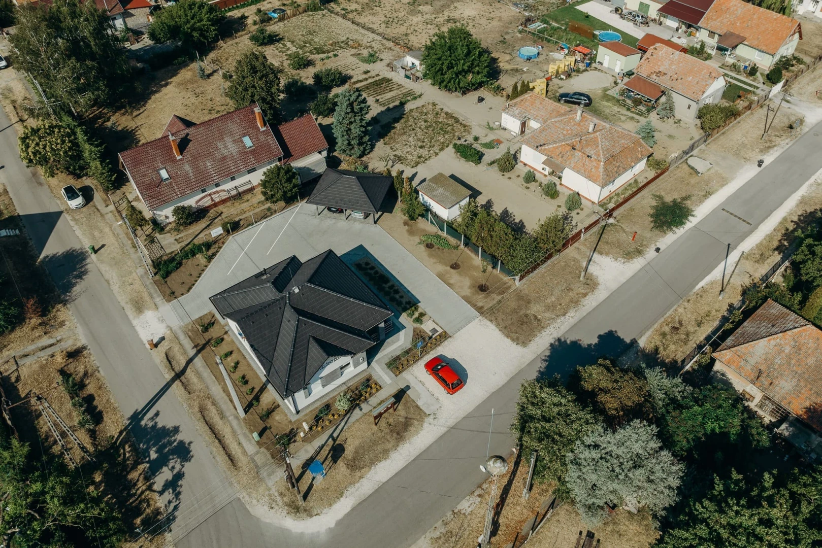 A felsőnyáregyházi orvosi rendelő korszerűsítése, eszközbeszerzés