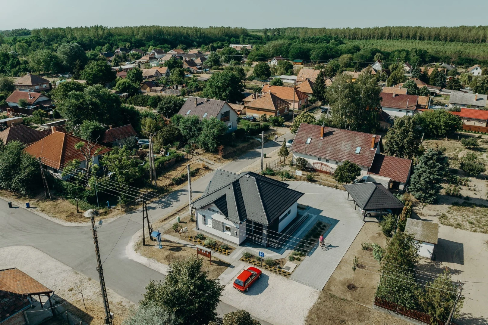 A felsőnyáregyházi orvosi rendelő korszerűsítése, eszközbeszerzés