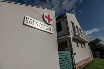 Egészségügyi alapellátó-rendszer infrastrukturális fejlesztése Perbálon thumb