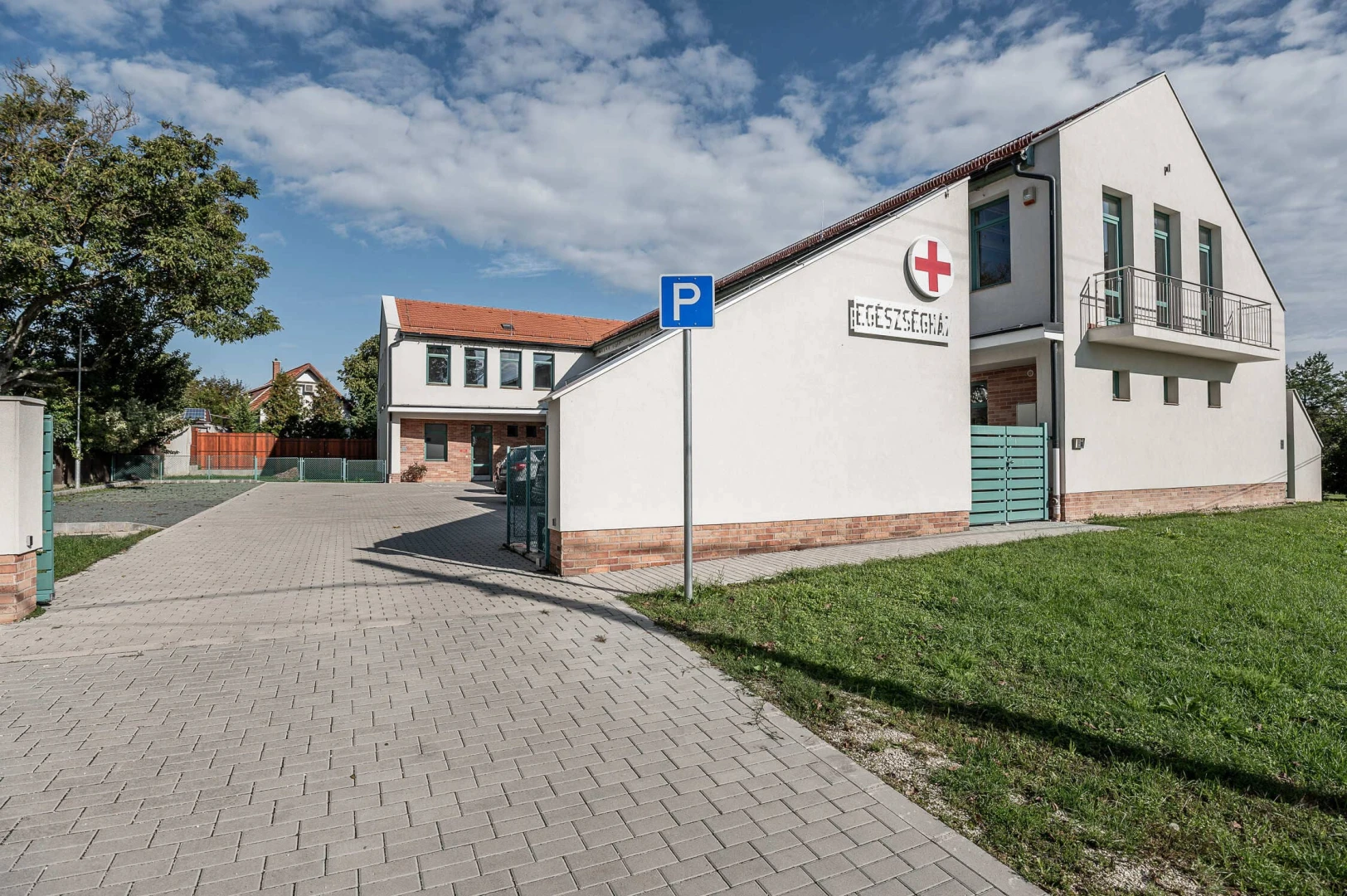 Egészségügyi alapellátó-rendszer infrastrukturális fejlesztése Perbálon