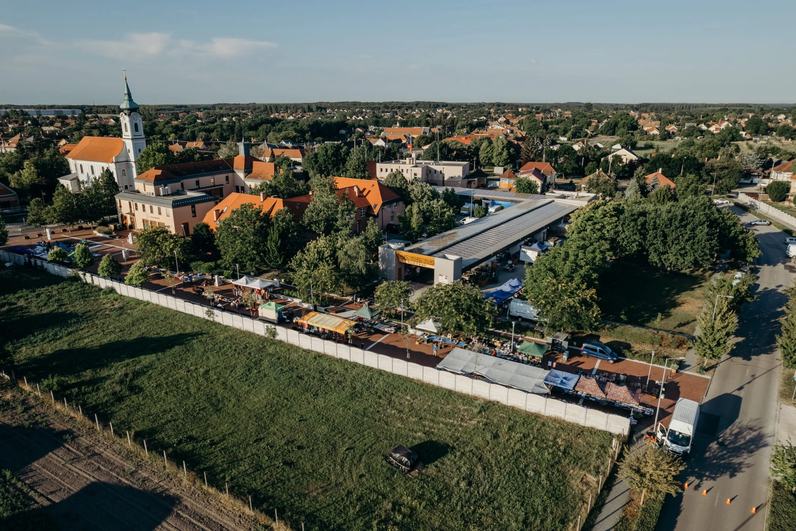 Új piac létesítése Üllőn