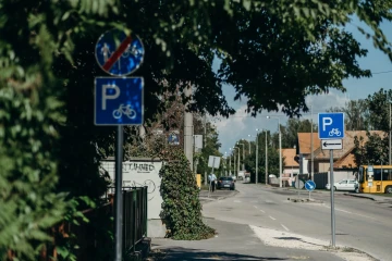 Árpád tér és HÉV állomás közötti kerékpárút létesítése. thumb