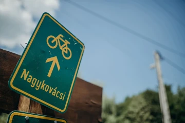 A Nagykovácsi-medence kerékpáros útkapcsolat kialakítása Remeteszőlős és Budapest között thumb