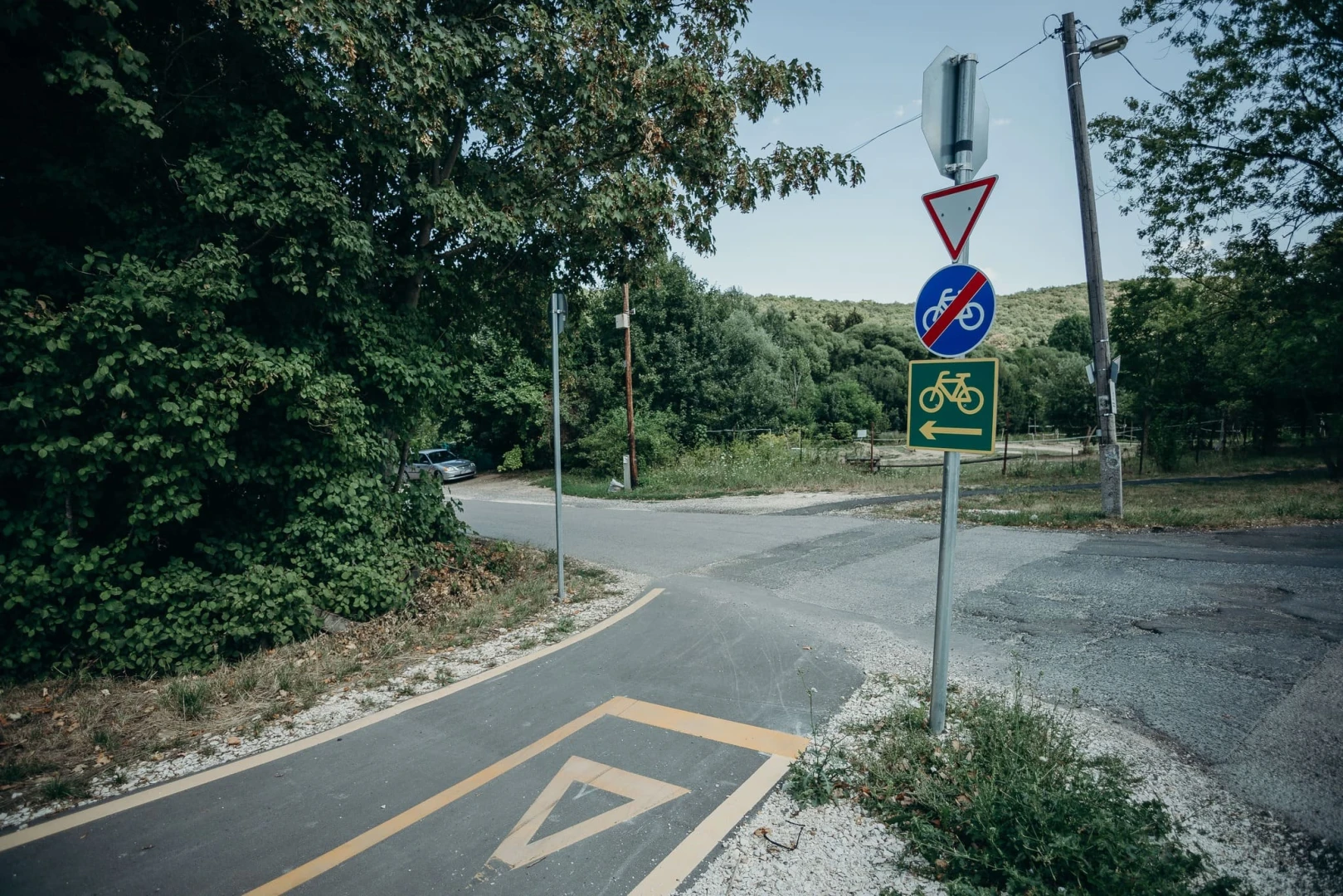 A Nagykovácsi-medence kerékpáros útkapcsolat kialakítása Remeteszőlős és Budapest között