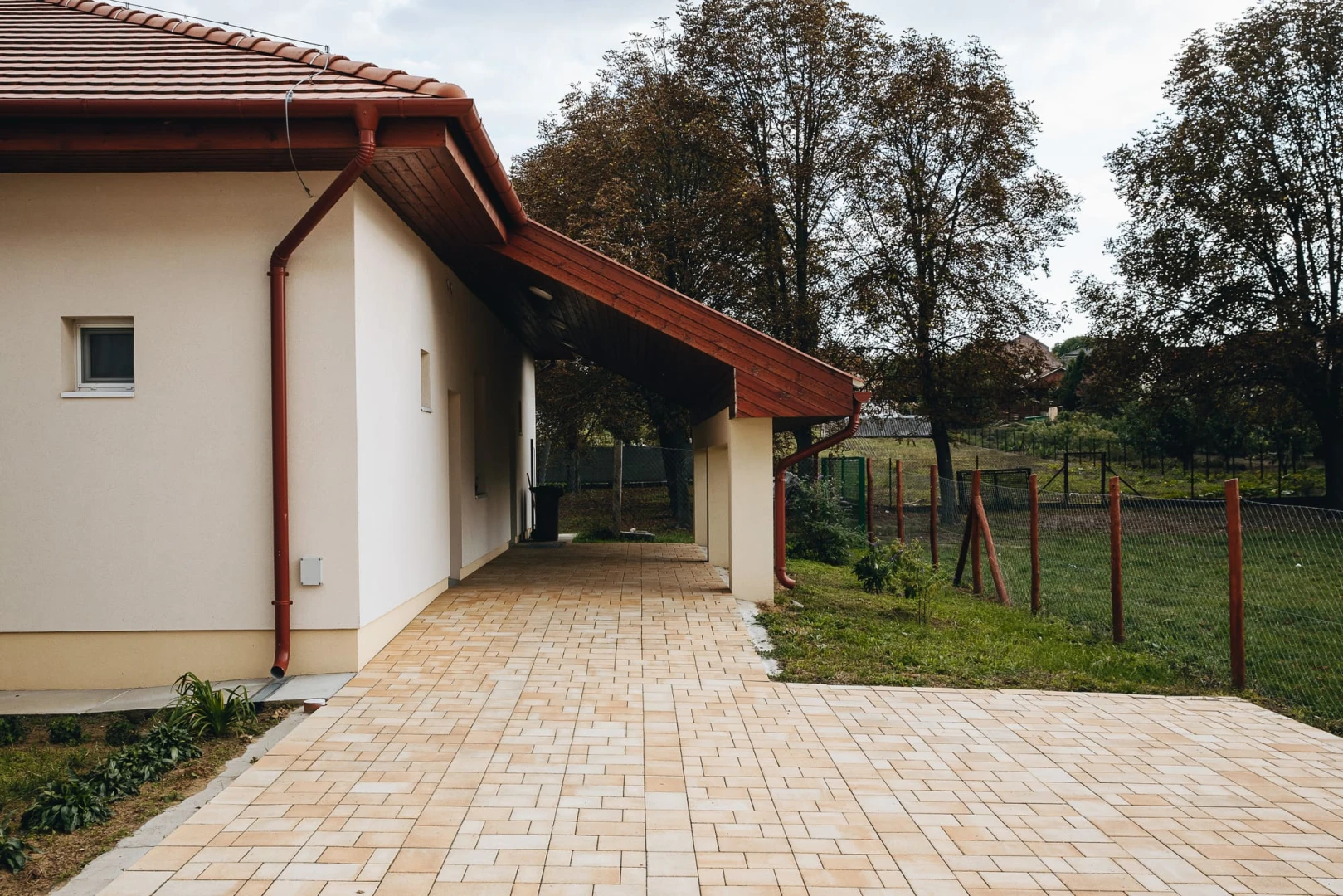 28 férőhelyes 2 csoportszobás bölcsőde építése Hévízgyörkön