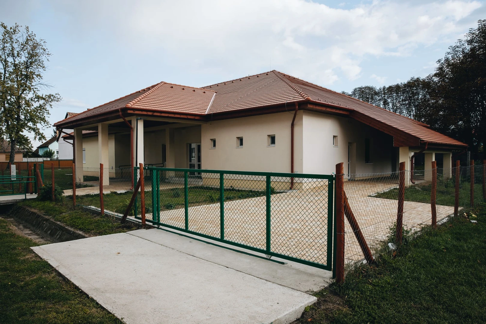 28 férőhelyes 2 csoportszobás bölcsőde építése Hévízgyörkön