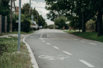 Kerékpárút építése Tököl Városban thumb