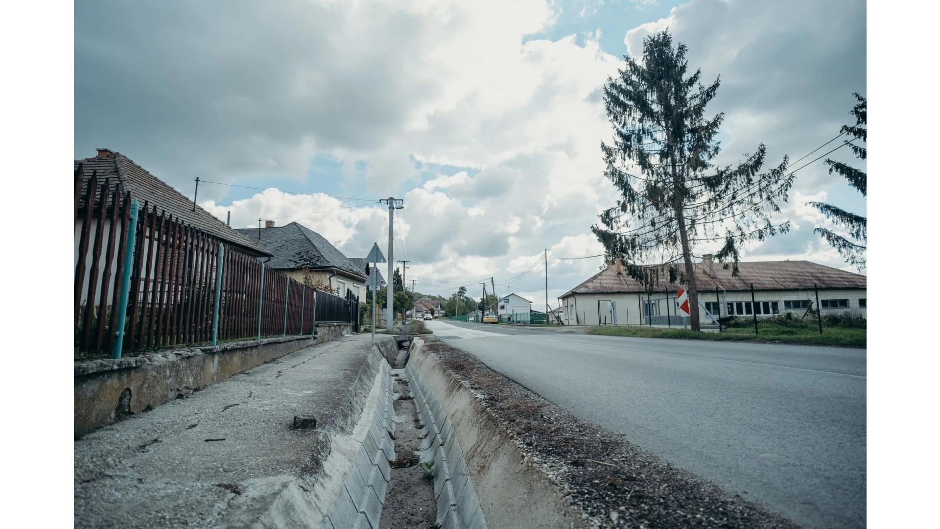 Kisnémedi Község belterületi felszíni csapadékvíz-vízelvezetés III. üteme