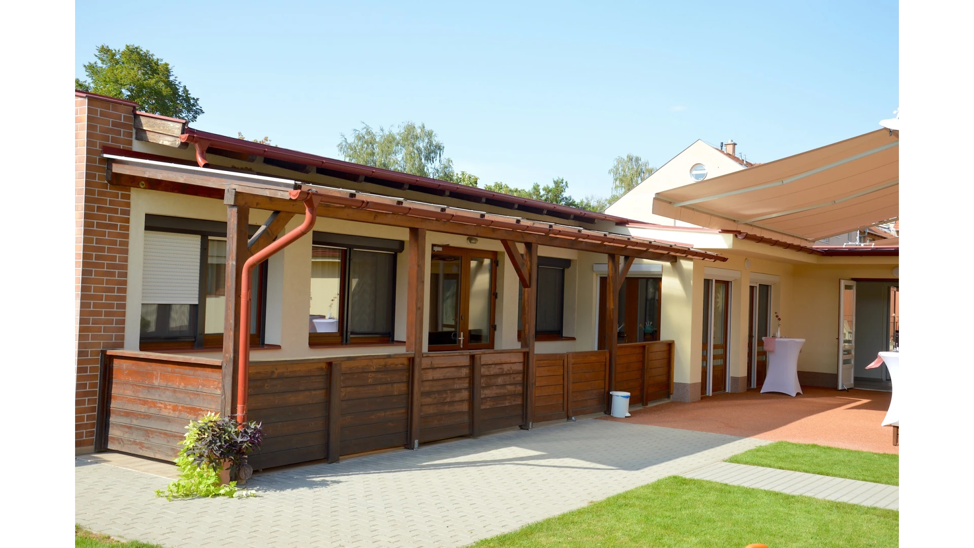 Albertirsai Lurkó Bölcsőde bővítése