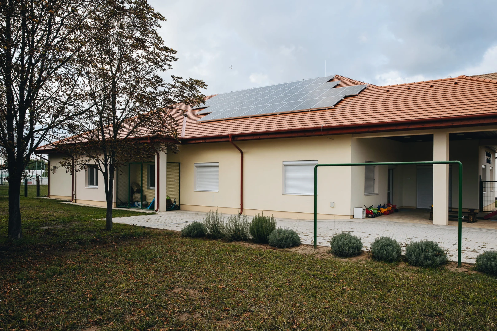 28 férőhelyes 2 csoportszobás bölcsőde építése Hévízgyörkön