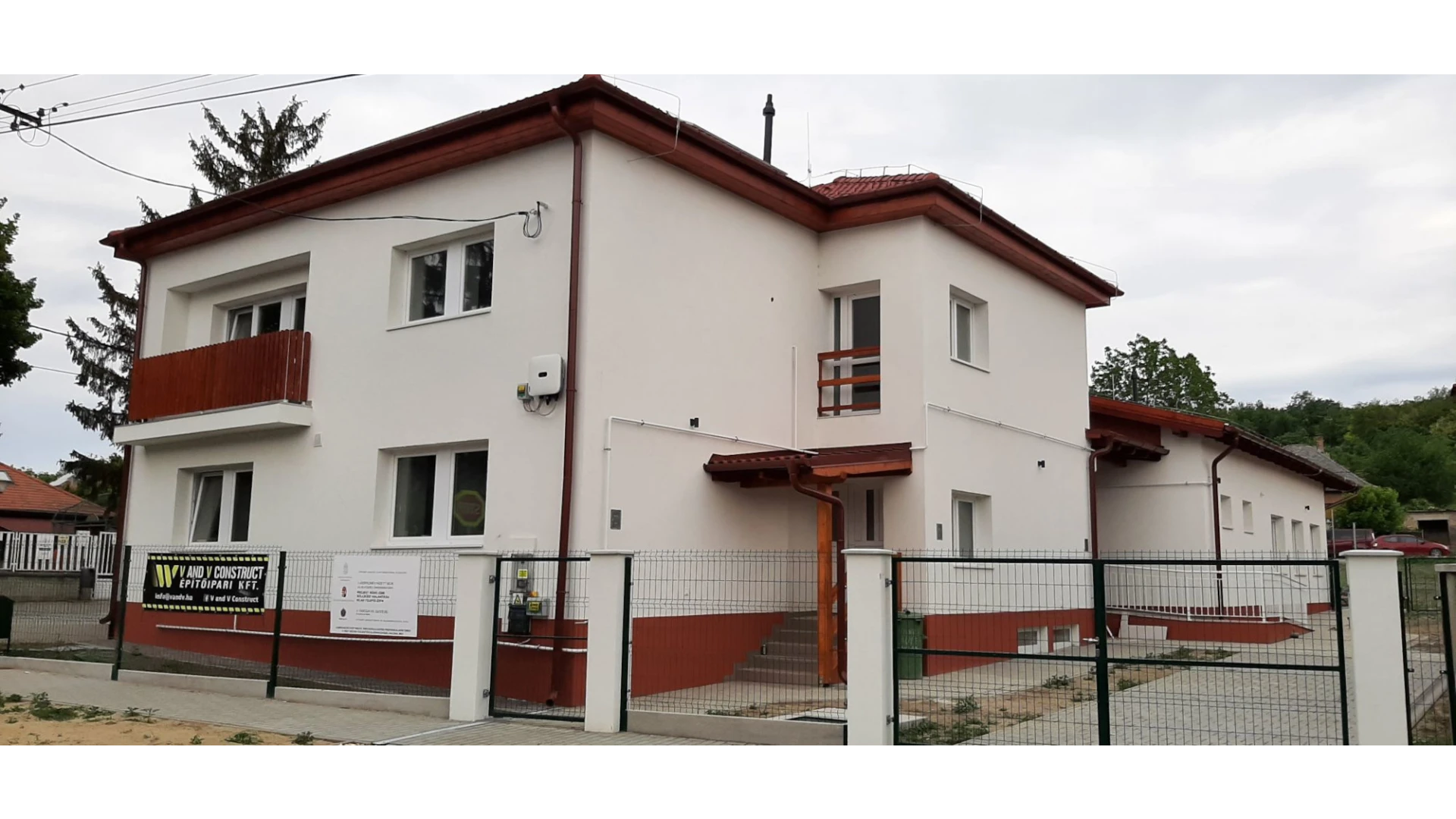 Két csoportos, 24 férőhelyes bölcsőde kialakítása Ikladon