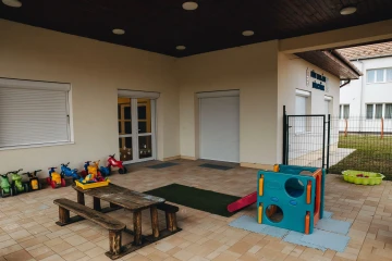 28 férőhelyes 2 csoportszobás bölcsőde építése Hévízgyörkön thumb