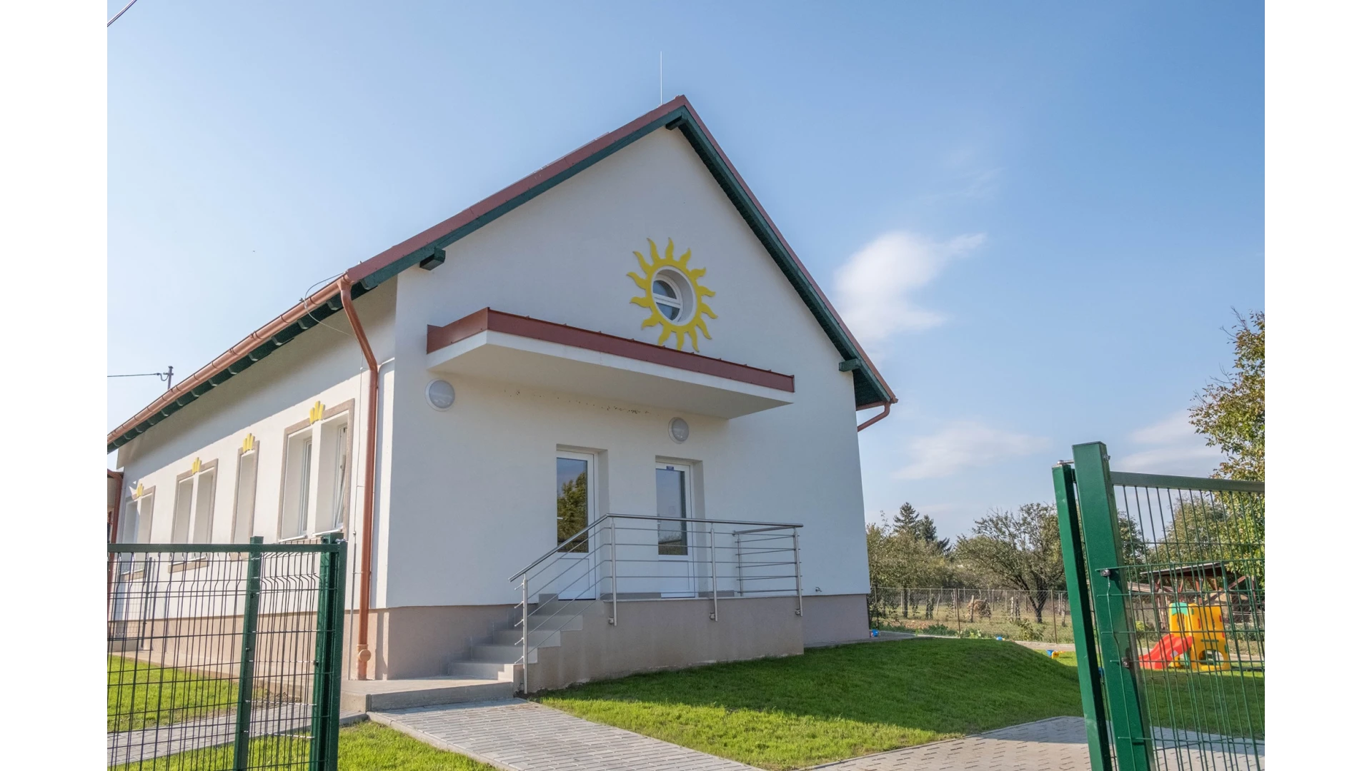 12 férőhelyes csoportszoba kialakítása Püspökhatvanban