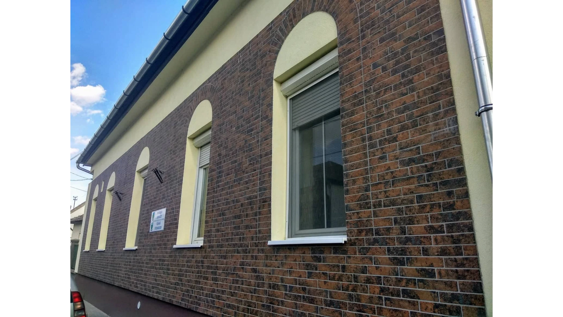 Egészségügyi alapellátást nyújtó intézmény-fejlesztés Szigetújfalun