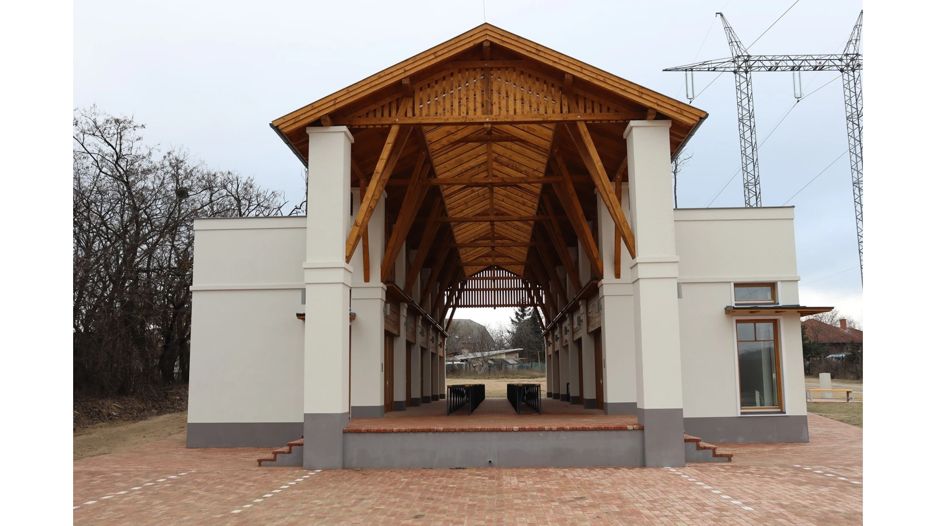 Piaccsarnok létesítése Szada Nagyközségben